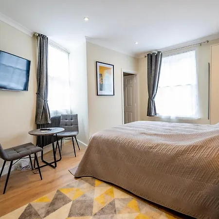 Studio 44 Apartment *